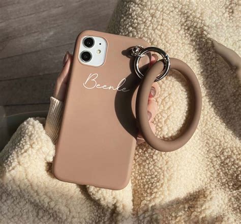 phone case with keychain holder